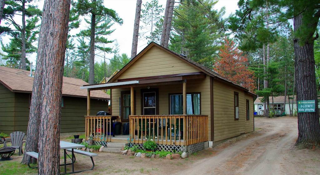 Sunbeam Bungalows Hotel Callander Szoba fotó